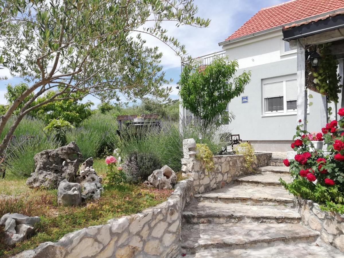 Apartmani Goga Skradin Exteriör bild
