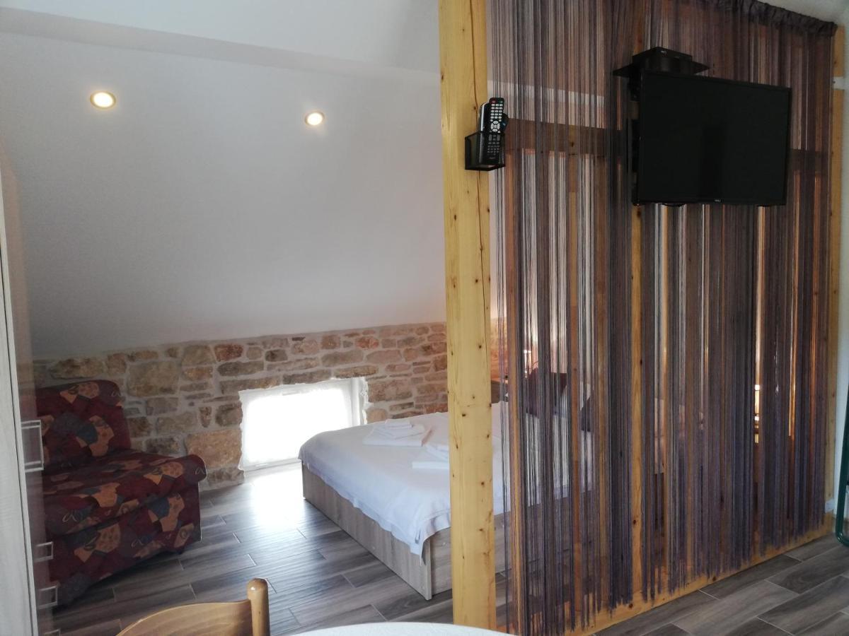 Apartmani Goga Skradin Exteriör bild