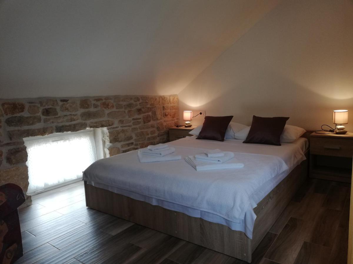 Apartmani Goga Skradin Exteriör bild