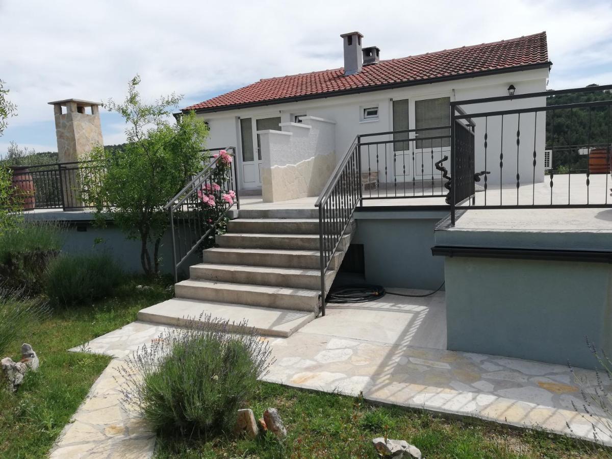 Apartmani Goga Skradin Exteriör bild