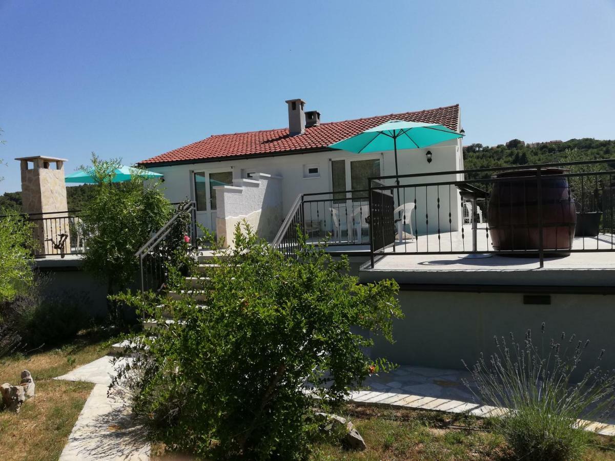 Apartmani Goga Skradin Exteriör bild