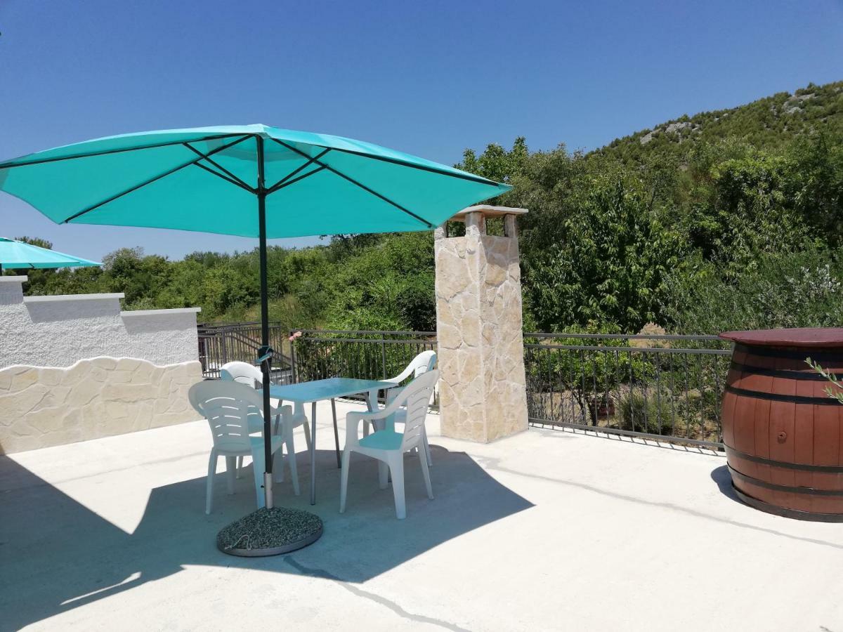 Apartmani Goga Skradin Exteriör bild
